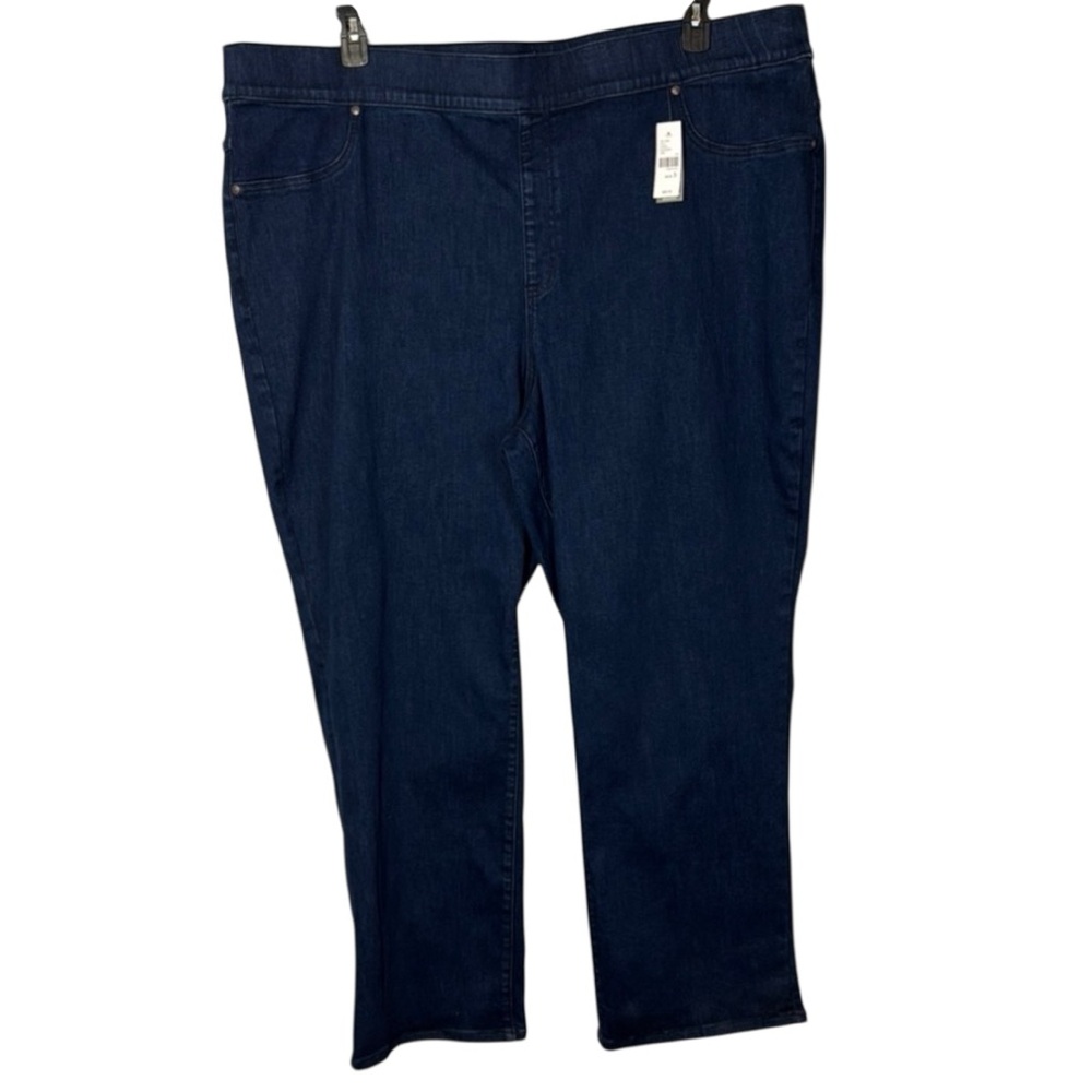 Lane Bryant Jeans Blue Dark Wash Straight Leg Pull On in Size 30/32 ‎ NWT